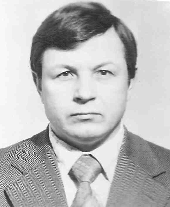 Тютюнов Анатолий Захарович